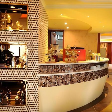 Chengdu French Theme Gold Palace Dış mekan fotoğraf