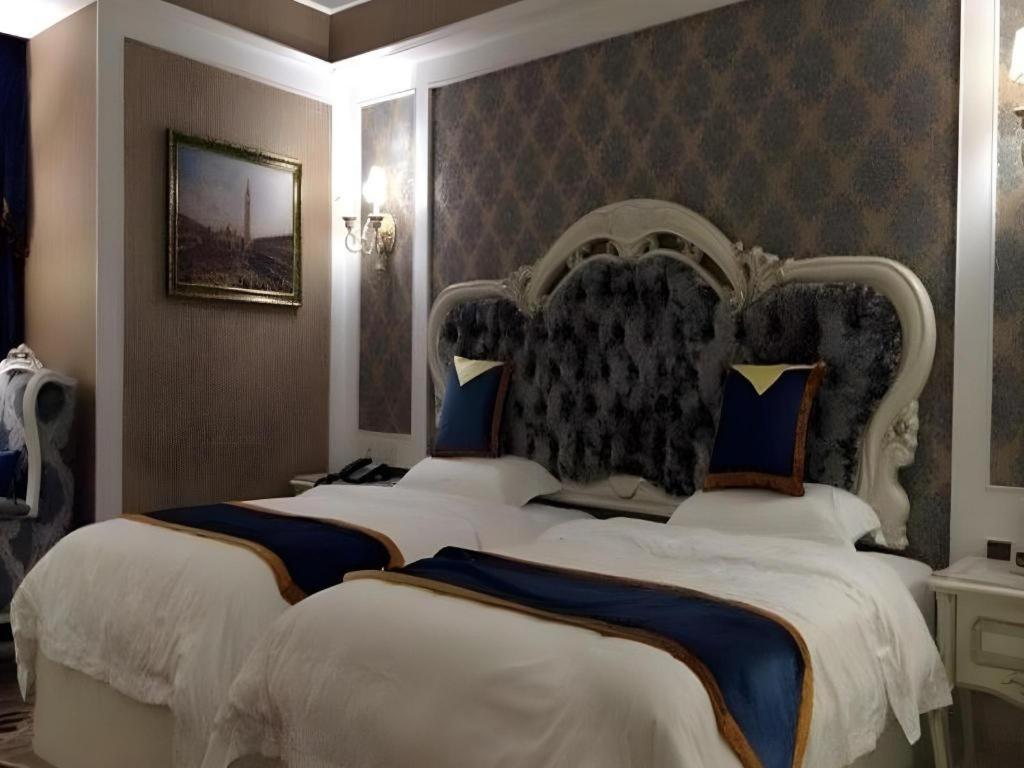 Chengdu French Theme Gold Palace Dış mekan fotoğraf