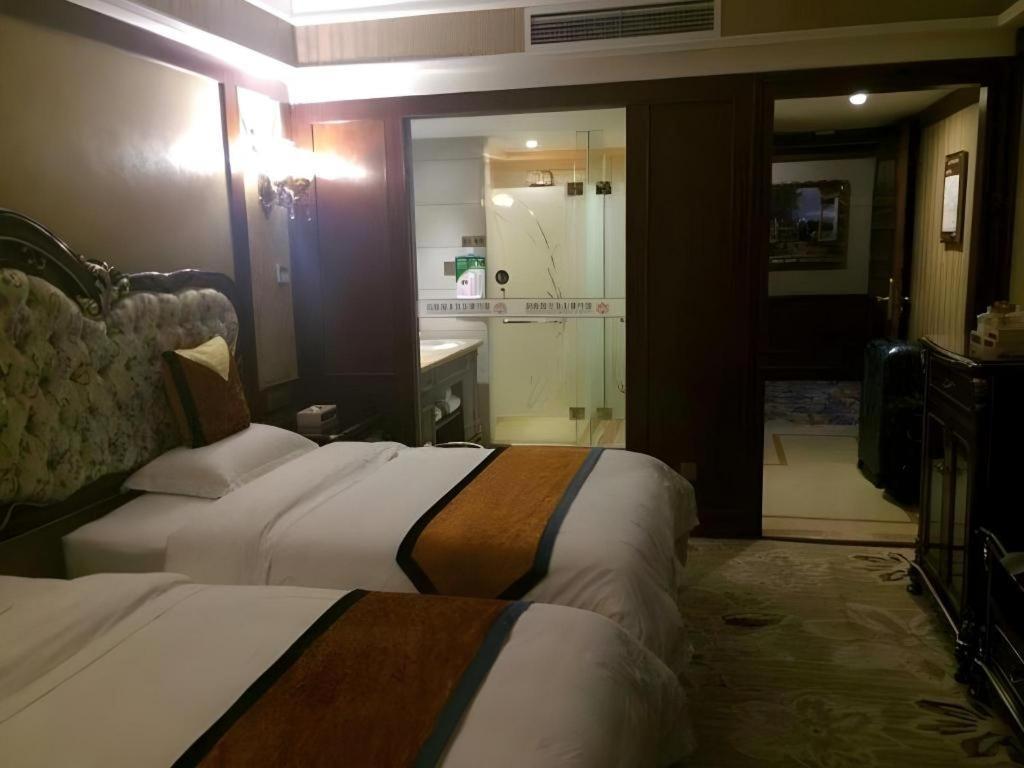 Chengdu French Theme Gold Palace Dış mekan fotoğraf