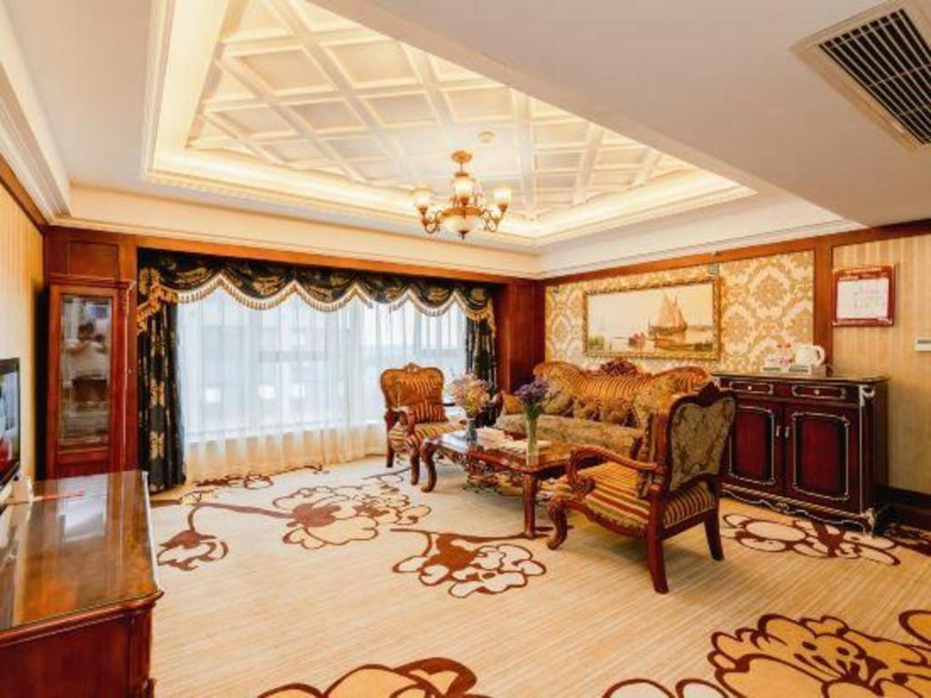 Chengdu French Theme Gold Palace Dış mekan fotoğraf